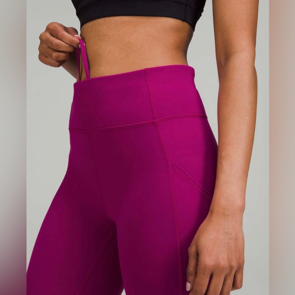 Lululemon Invigorate 23”, Size 6, NWT